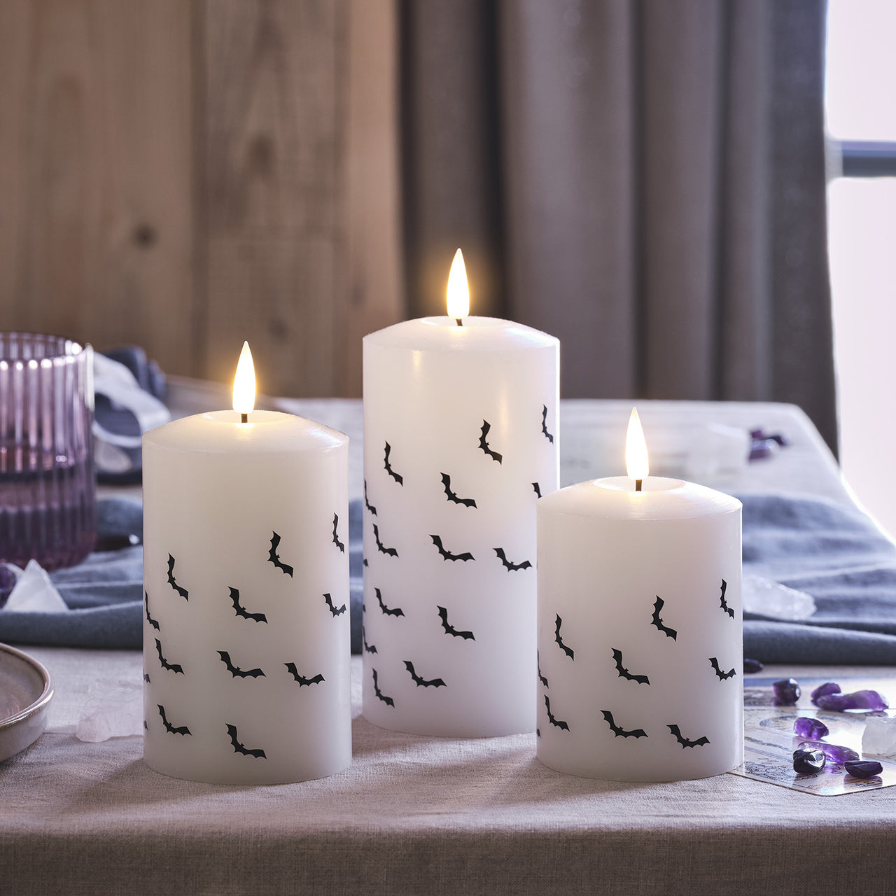 3 Bougies Piliers TruGlow® à Motif Chauve-souris