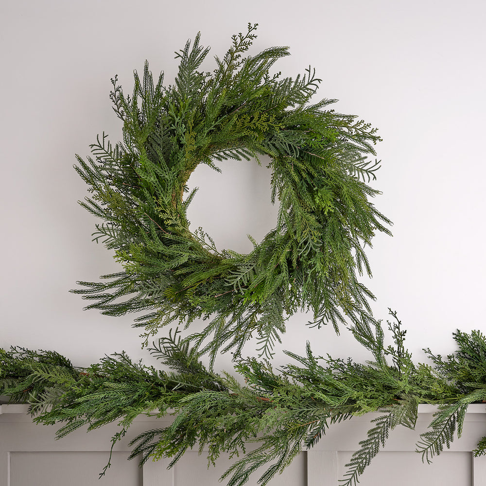 Lot de Couronne et Guirlande de Noël au Feuillage Luxuriant