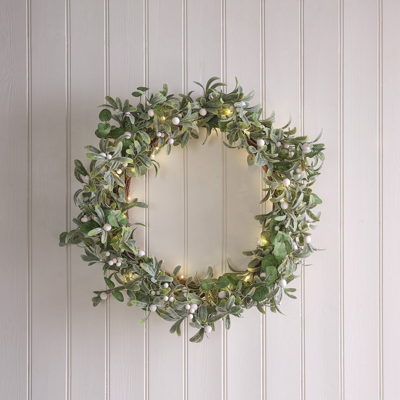 Couronne de Noël Pré-éclairée de 60 cm, en Gui et Eucalyptus