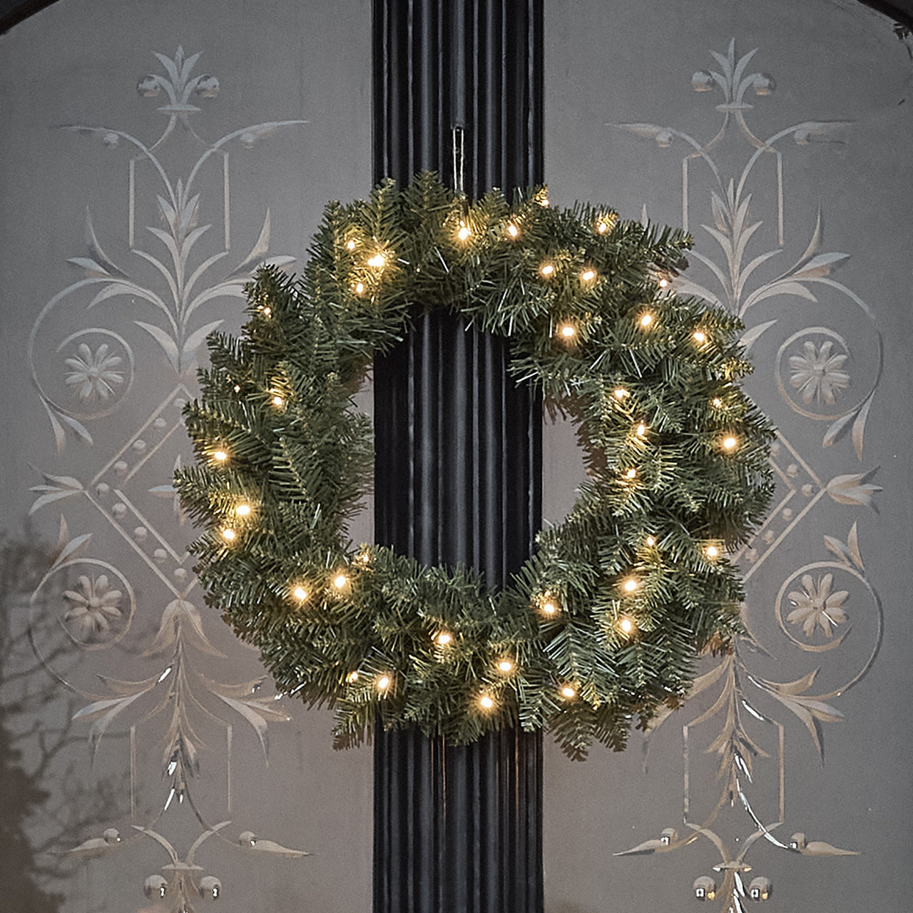 Couronne de Noël Pré-éclairée de 50 cm en Sapin