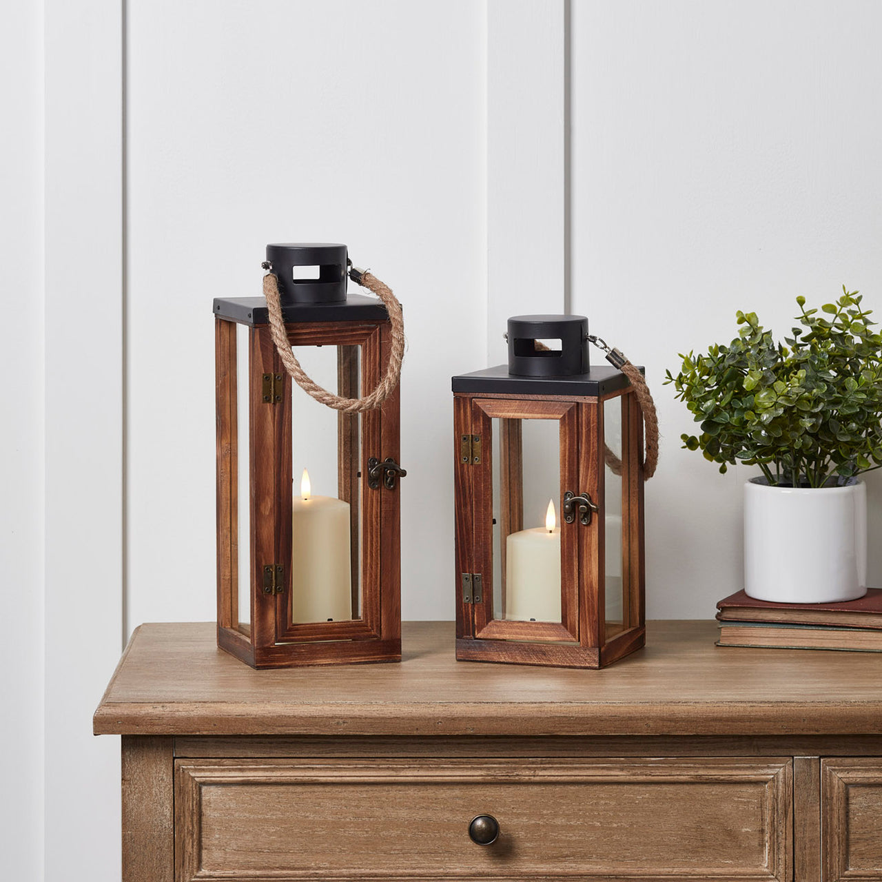 Duo de Lanternes d'Intérieur en Bois Bude