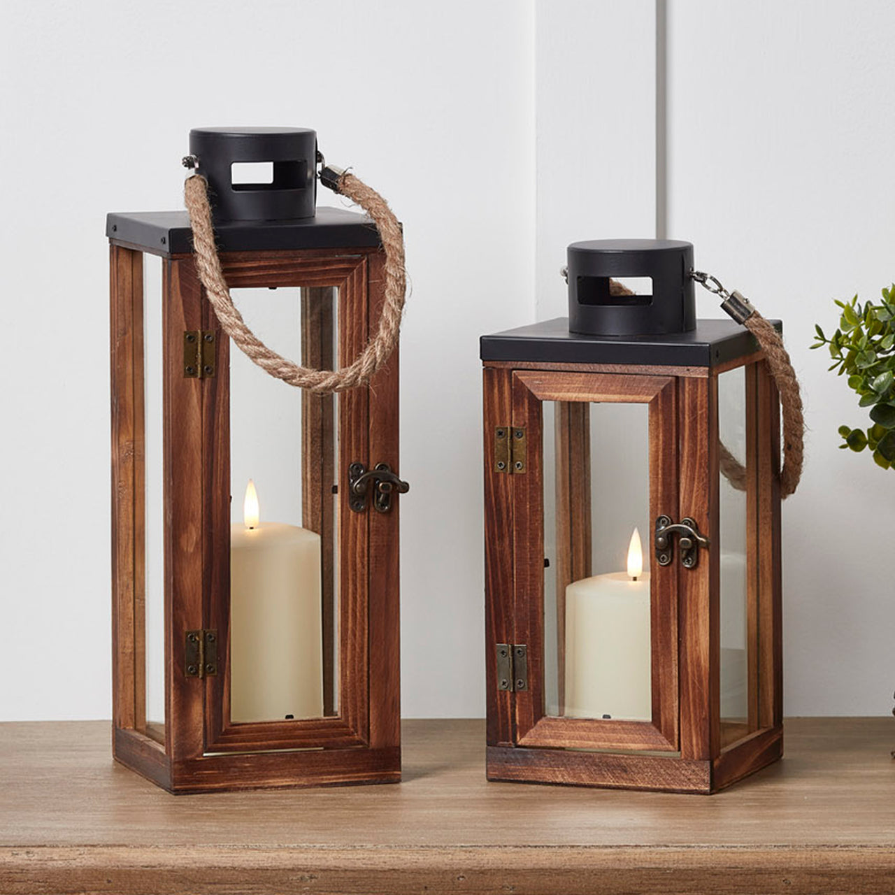 Duo de Lanternes d'Intérieur en Bois Bude